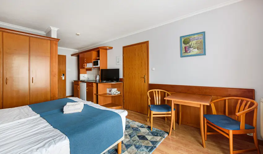 Holiday Club Apartman Hotel Hvz Hvz - Oktber 23. (min. 2 j)