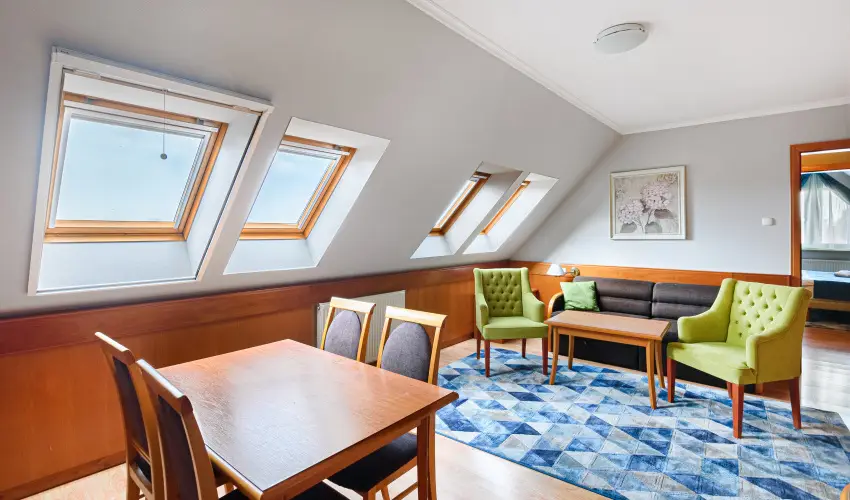 Holiday Club Apartman Hotel Hvz Hvz - Oktber 23. (min. 2 j)