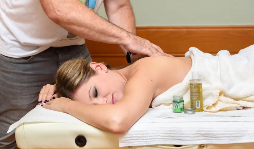 Holiday Club Apartman Hotel Hvz Hvz - Oktber 23. (min. 2 j)