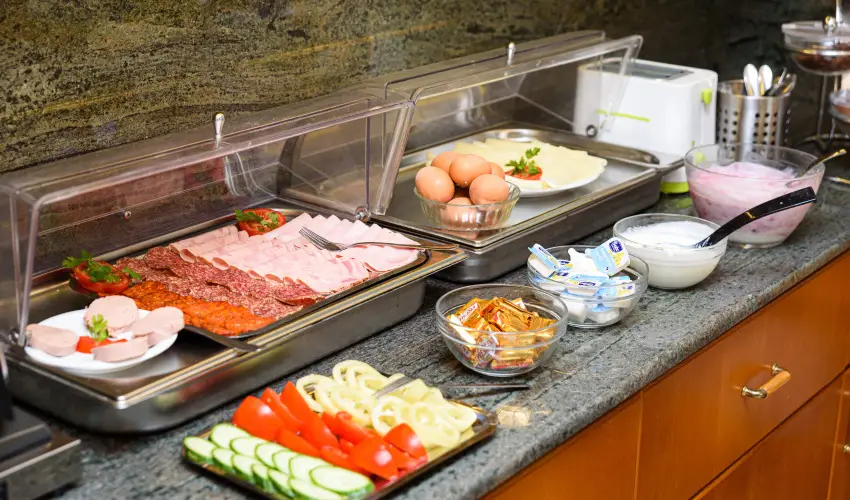 Holiday Club Apartman Hotel Hvz Hvz - Oktber 23. (min. 2 j)