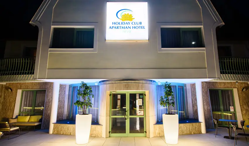 Holiday Club Apartman Hotel Hvz Hvz - Oktber 23. (min. 2 j)