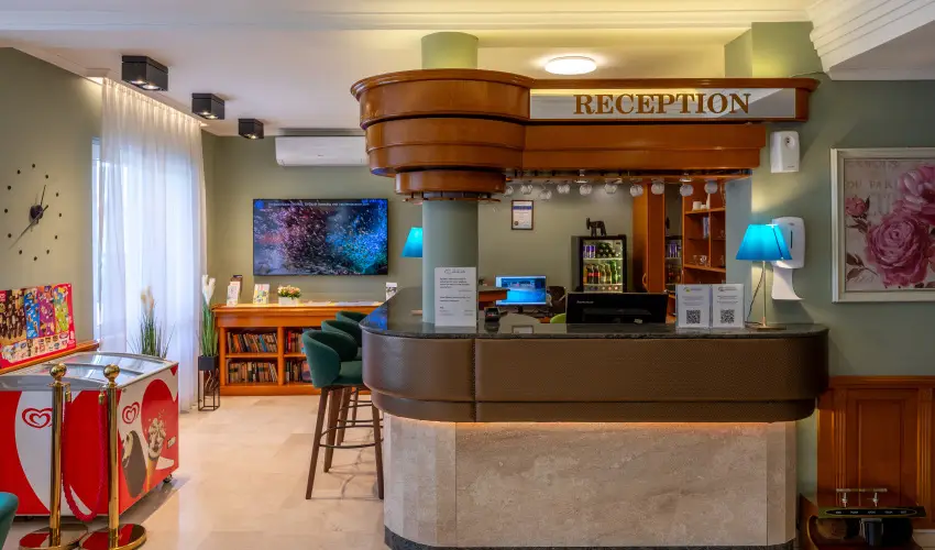 Holiday Club Apartman Hotel H�v�z H�v�z - Okt�ber 23. (min. 2 �j)