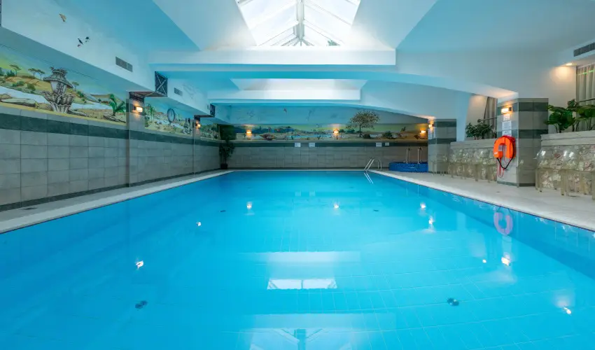 Holiday Club Apartman Hotel H�v�z H�v�z - Okt�ber 23. (min. 2 �j)