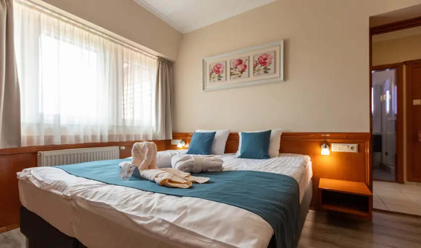 Holiday Club Apartman Hotel H�v�z H�v�z - Okt�ber 23. (min. 2 �j)