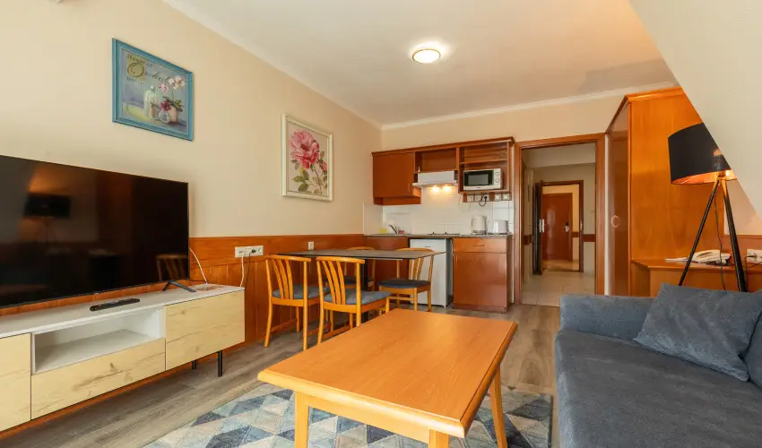 Holiday Club Apartman Hotel H�v�z H�v�z - Okt�ber 23. (min. 2 �j)