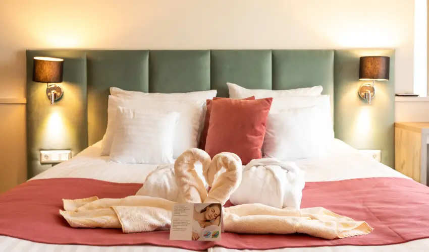 Holiday Club Apartman Hotel H�v�z H�v�z - Okt�ber 23. (min. 2 �j)