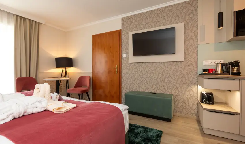 Holiday Club Apartman Hotel H�v�z H�v�z - Okt�ber 23. (min. 2 �j)