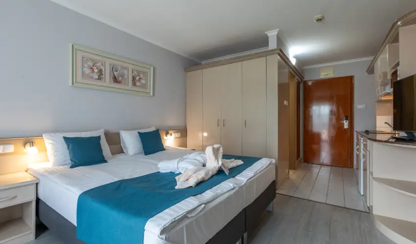 Holiday Club Apartman Hotel H�v�z H�v�z - Okt�ber 23. (min. 2 �j)