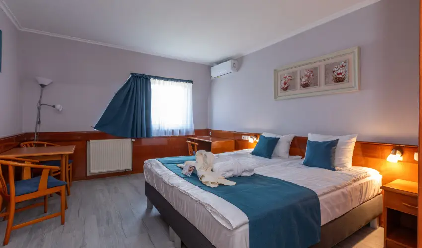 Holiday Club Apartman Hotel H�v�z H�v�z - Okt�ber 23. (min. 2 �j)
