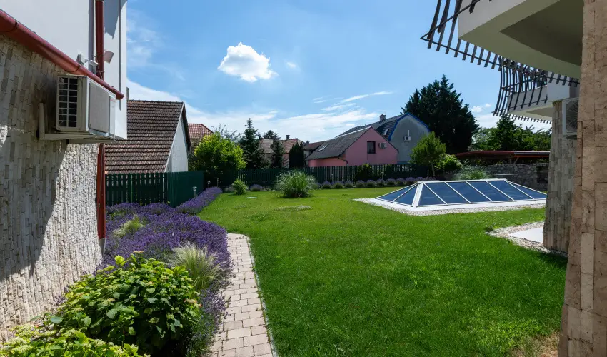 Holiday Club Apartman Hotel H�v�z H�v�z - Okt�ber 23. (min. 2 �j)