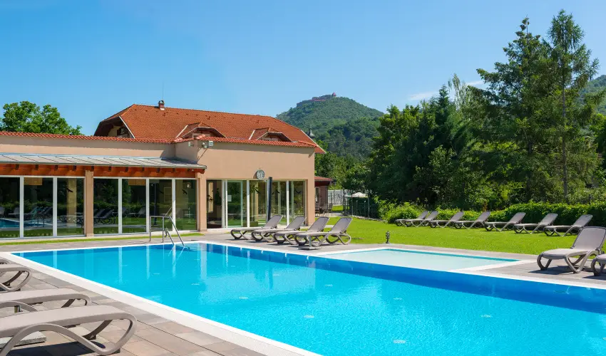 Honti Panzi Visegrd - Oktber 23. (min. 2 j)