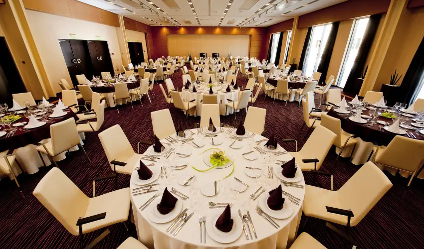 Abacus Business & Wellness Hotel Herceghalom - Oktber 23. 