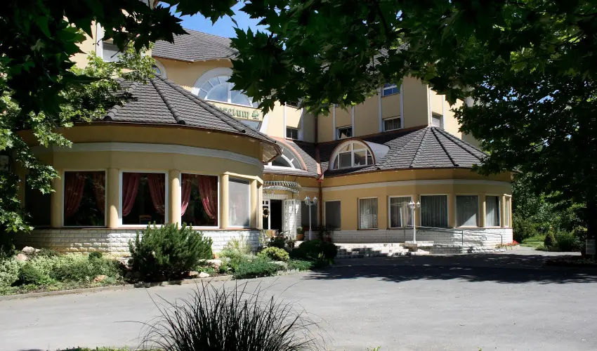 Hotel Arbortum Harkny - Oktber 23. (min. 2 j)