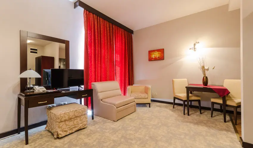 Hotel Aurum Hajdszoboszl - Oktber 23. - teljes elrefizetssel (min. 2 j)