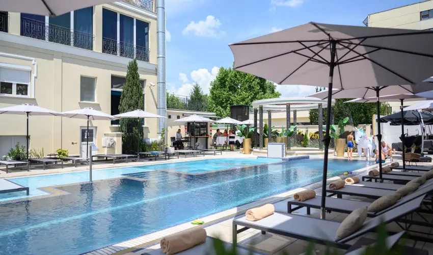 Hotel Aurum Hajdszoboszl - Oktber 23. - teljes elrefizetssel (min. 2 j)