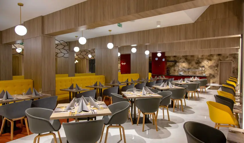 Avar Hotel Mtrafred - Oktber 23.