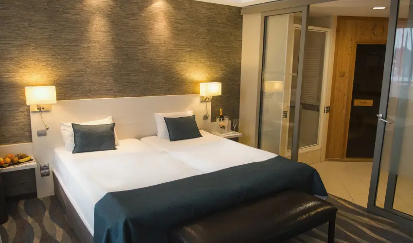 Hotel Azr Sifok - Oktber 23. (min. 2 j)