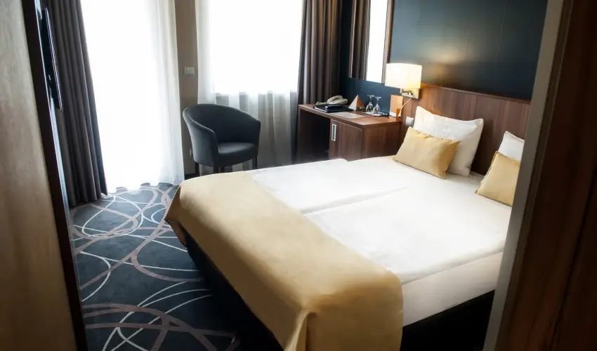 Hotel Azr Sifok - Oktber 23. (min. 2 j)