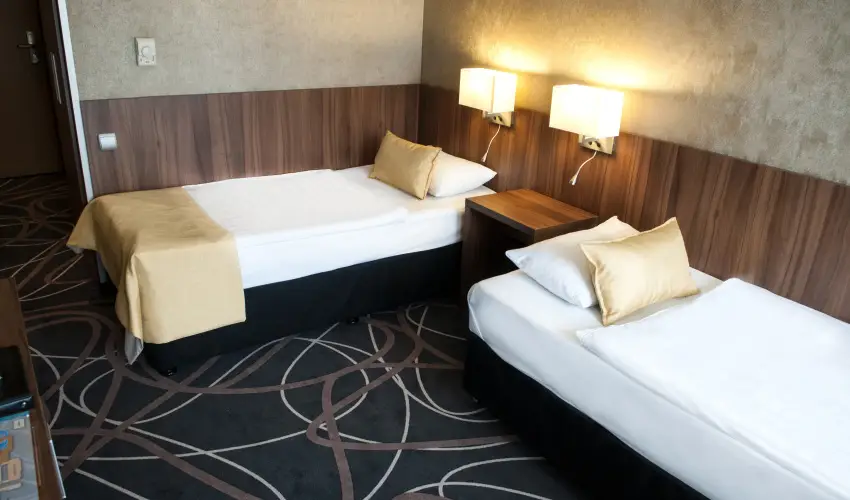 Hotel Azr Sifok - Oktber 23. (min. 2 j)