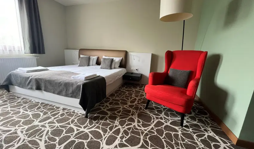 Hotel Bassiana Srvr - Oktber 23. (min. 3 j)