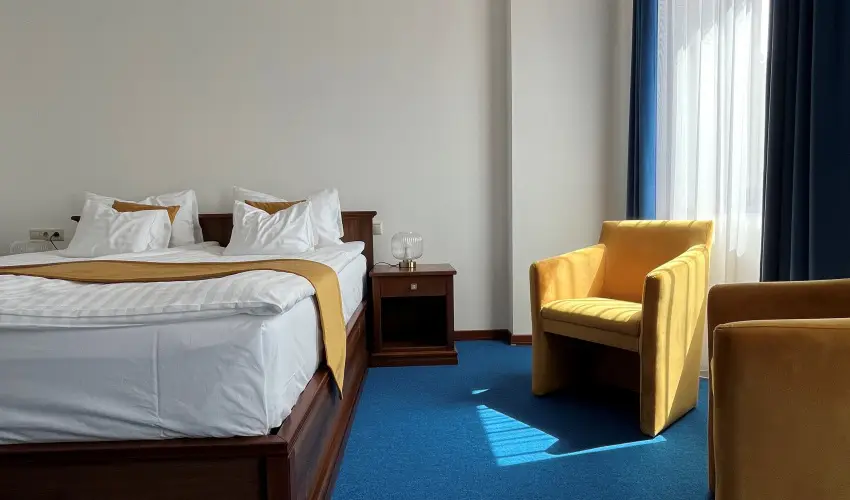 Hotel Bassiana Srvr - Oktber 23. (min. 3 j)