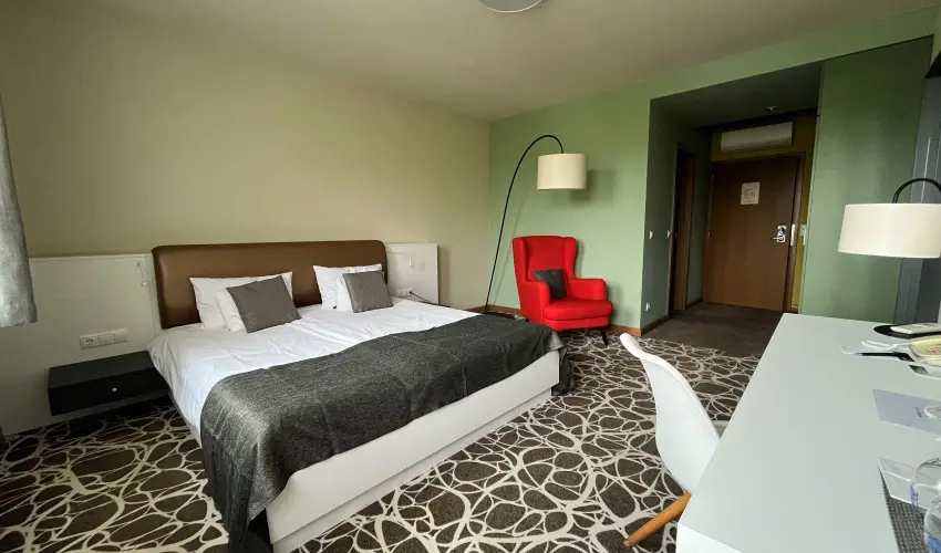 Hotel Bassiana Srvr - Oktber 23. (min. 3 j)