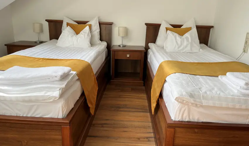 Hotel Bassiana Srvr - Oktber 23. (min. 3 j)