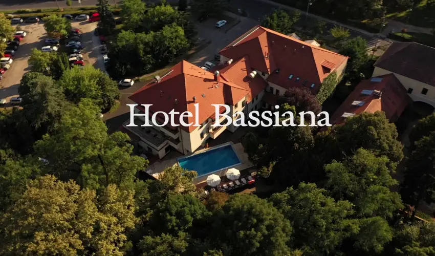 Hotel Bassiana Srvr - Oktber 23. (min. 3 j)
