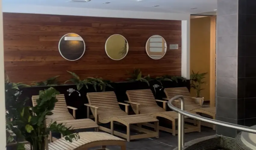 Hotel Bassiana Srvr - Oktber 23. (min. 3 j)