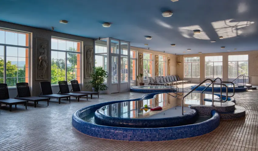 Hotel Bellevue Esztergom - Okt�ber 23.