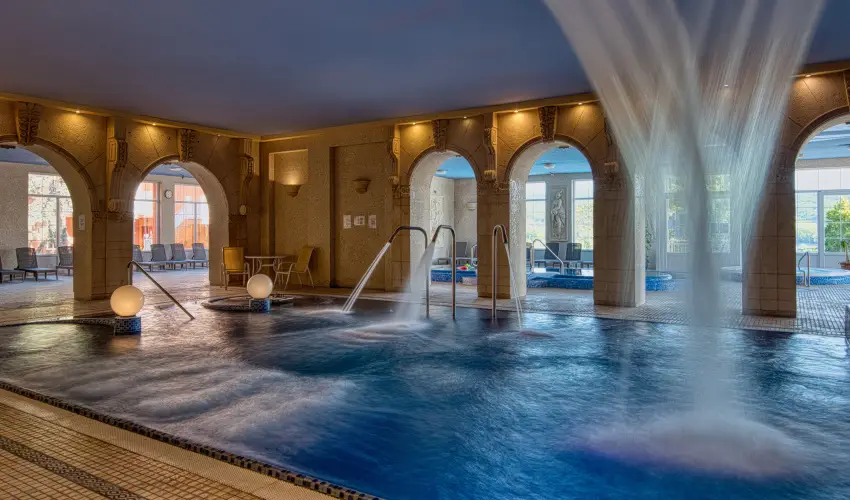 Hotel Bellevue Esztergom - Okt�ber 23.