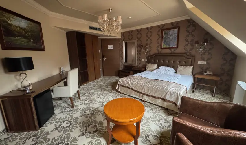 Hotel Capitulum Gyr - Oktber 23.