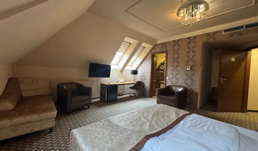 Hotel Capitulum Gyr - Oktber 23.