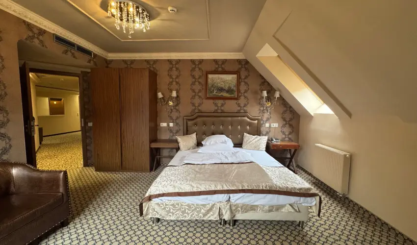 Hotel Capitulum Gyr - Oktber 23.