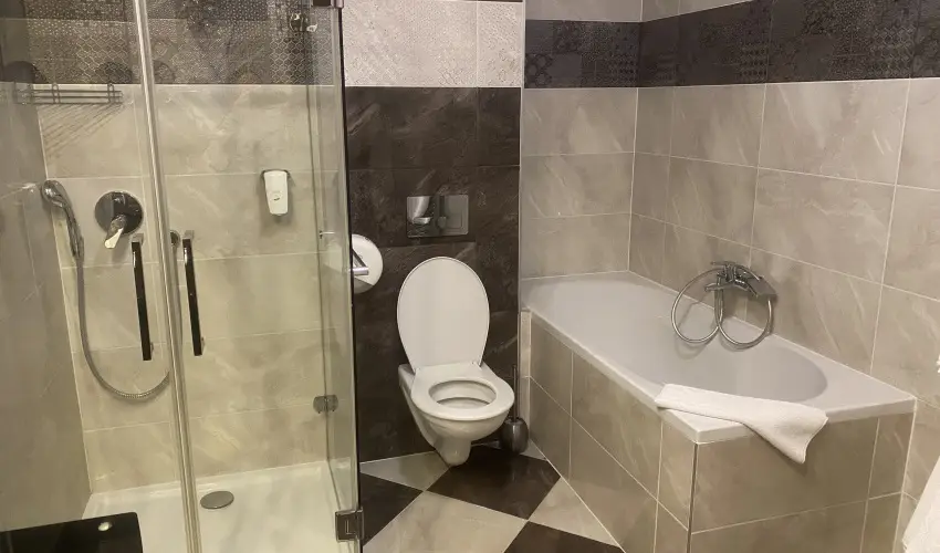 Hotel Capitulum Gyr - Oktber 23.