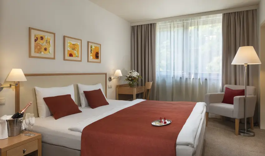 Hotel Castle Garden Budapest - Oktber 23. 