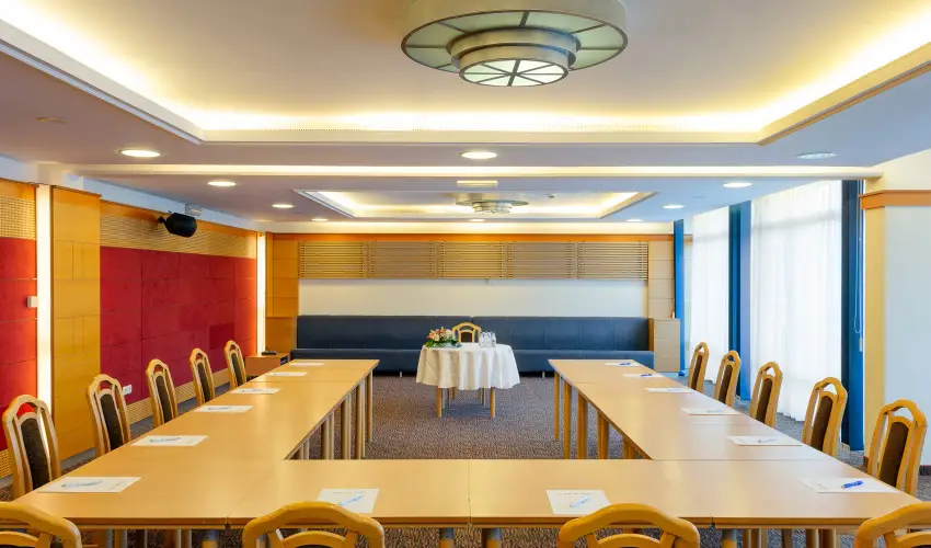 Hotel Eger & Park Eger - Okt�ber 23. (min. 2 �j)