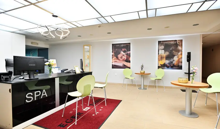 Hotel Eger & Park Eger - Okt�ber 23. (min. 2 �j)