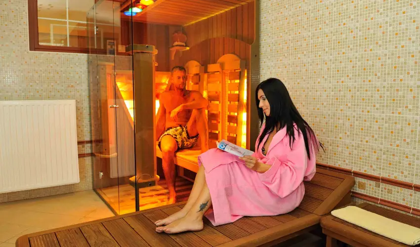 Hotel Erzsbet Hvz - Oktber 23. 