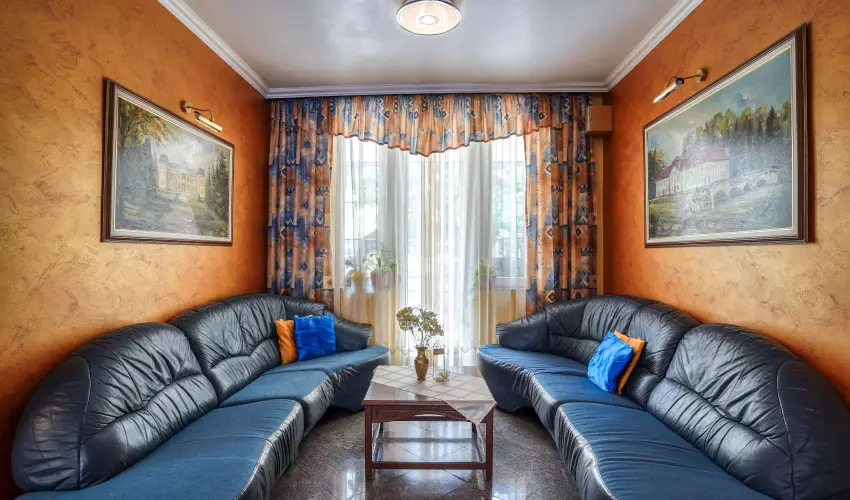 Hotel Erzsbet Hvz - Oktber 23. 