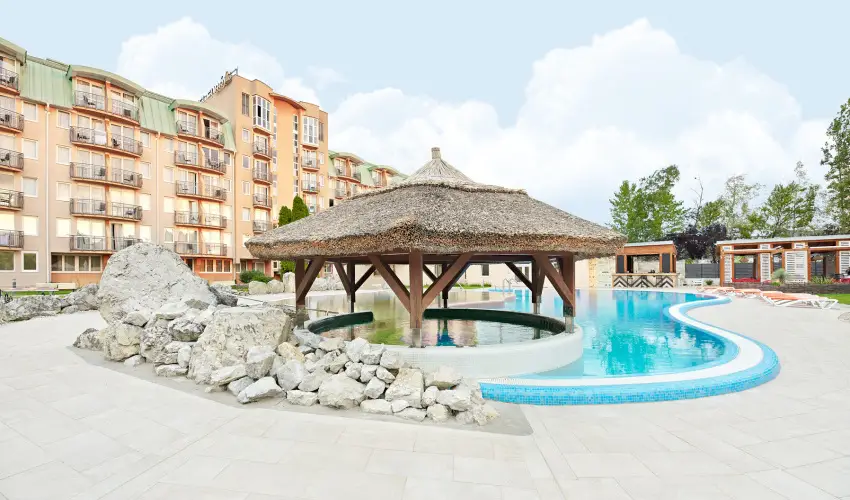 Hotel Európa Fit Hévíz - Október 23. (min. 3 éj)