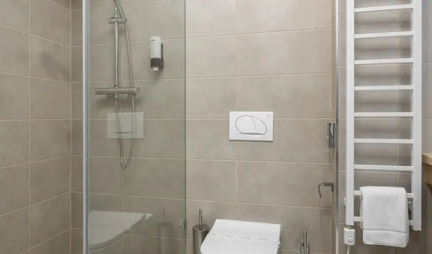 Hunguest Hotel Fl�ra Eger - Okt�ber 23. hossz� h�tv�ge (min. 3 �j)