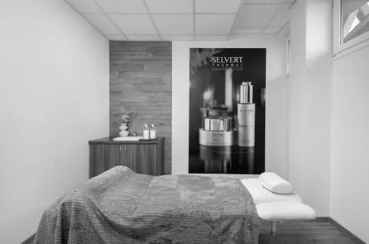 Hunguest Hotel Fl�ra - Okt�ber 23. hossz� h�tv�ge (min. 3 �j)