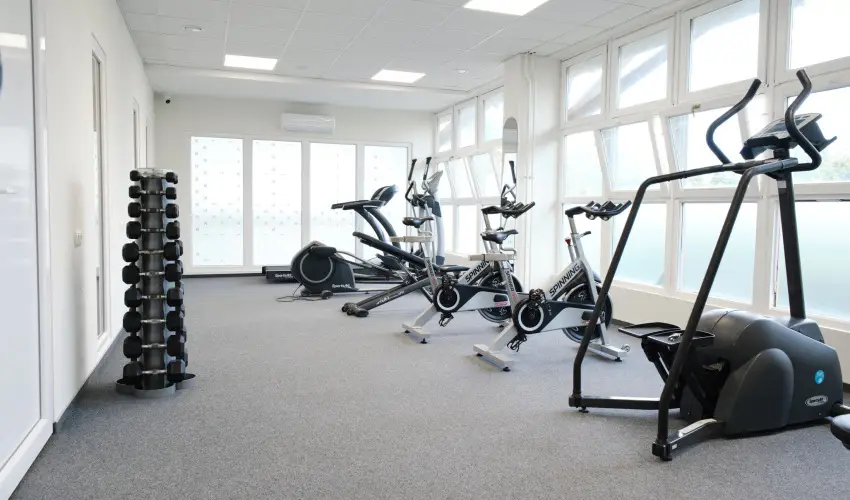 Hunguest Hotel Fl�ra Eger - Okt�ber 23. hossz� h�tv�ge (min. 3 �j)