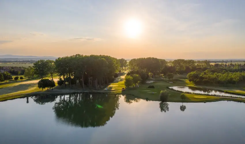 Greenfield Hotel Golf & Spa B�k, B�kf�rd� - Okt�ber 23. (min. 2 �j)