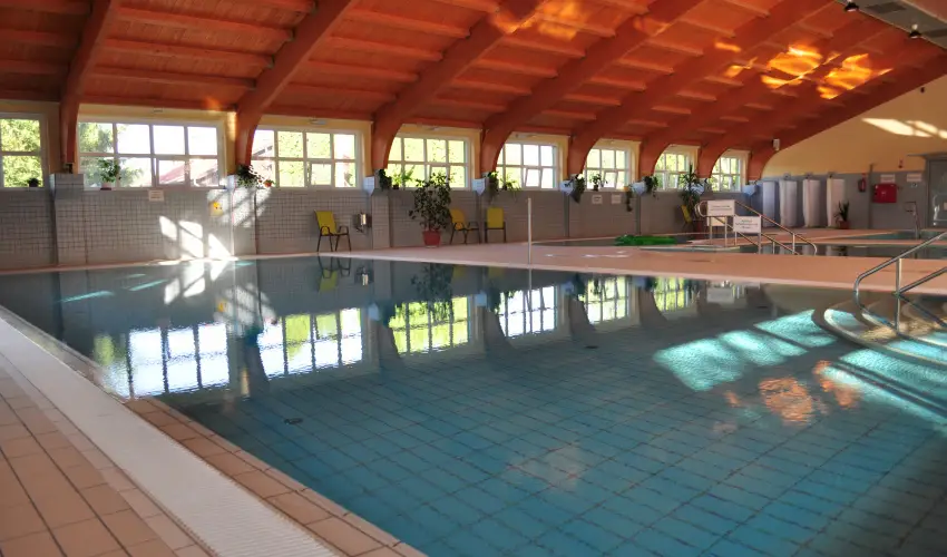 Hajnal Hotel Mez�k�vesd - Okt�ber 23. (min. 2 �j)