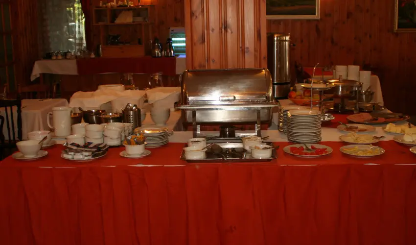 Hajnal Hotel Mez�k�vesd - Okt�ber 23. (min. 2 �j)