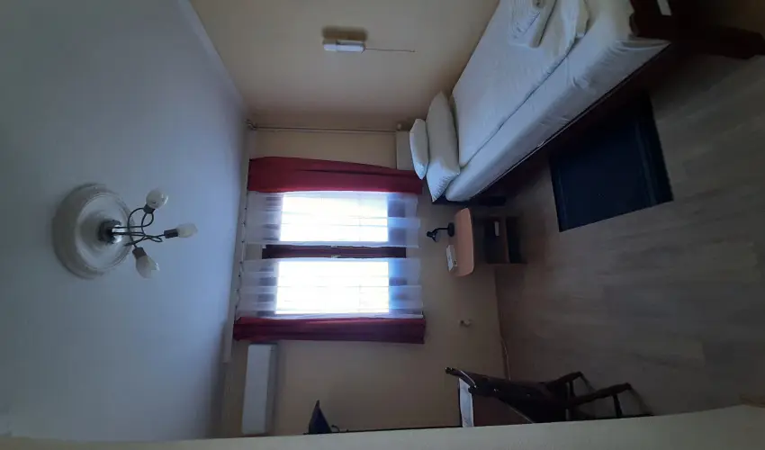 Hajnal Hotel Mez�k�vesd - Okt�ber 23. (min. 2 �j)