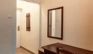 Hajnal Hotel Mez�k�vesd