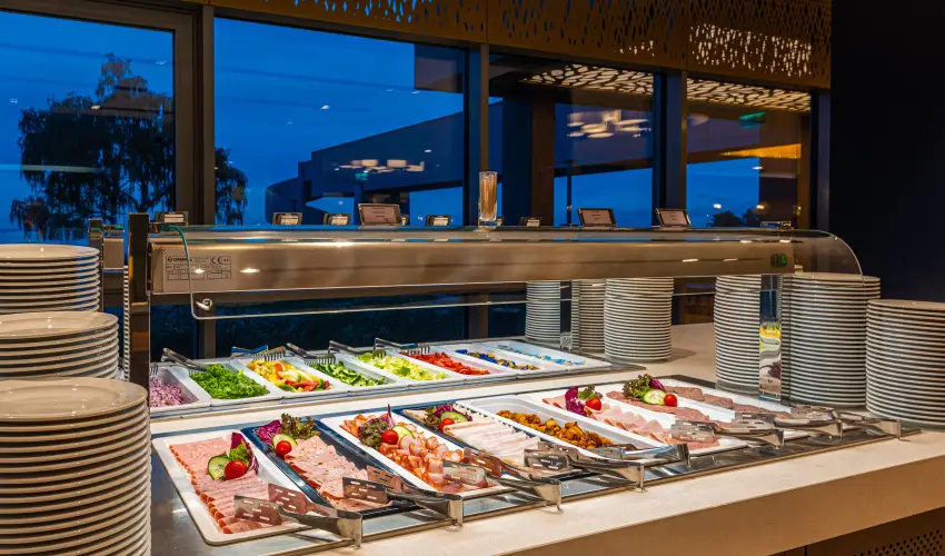 Hotel Helikon Keszthely - Oktber 23. - teljes elrefizetssel